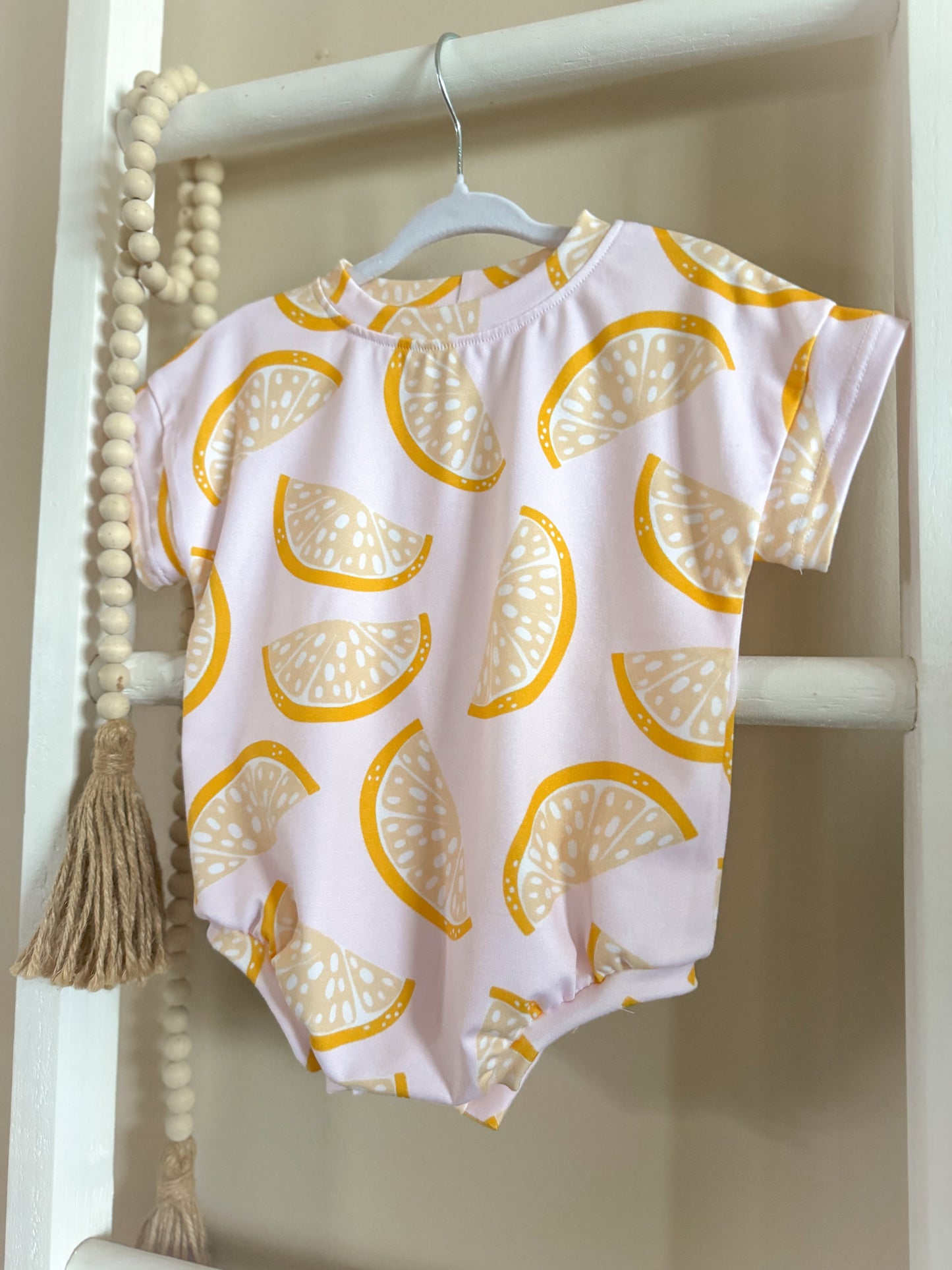 Lemon Lane Tee Bubble