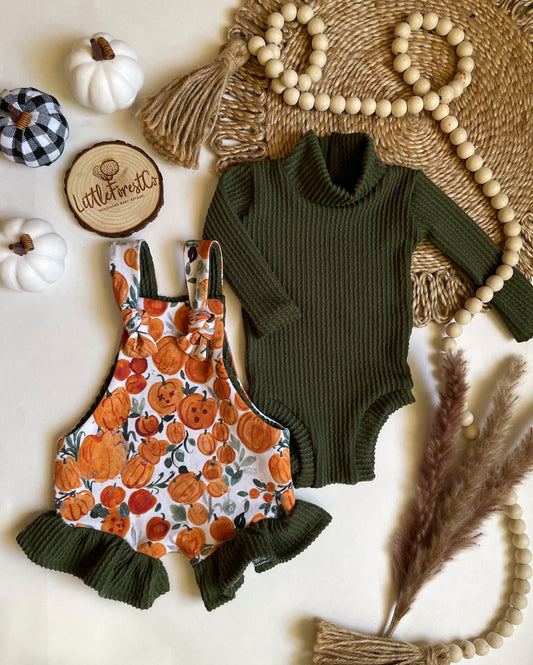 Knotted Pumpkin Overalls & Waved Rib Mock Neck Leopard