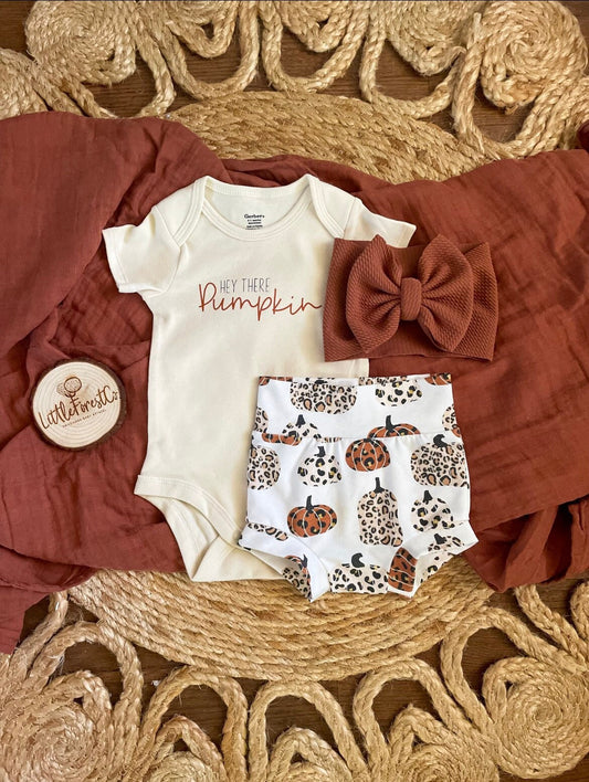 Hey There Pumpkin Bummies Set | Leopard Pumpkin Bummies | Fall Bummies Set | Fall Bodysuit | Hey Pumpkin Natural Bodysuit